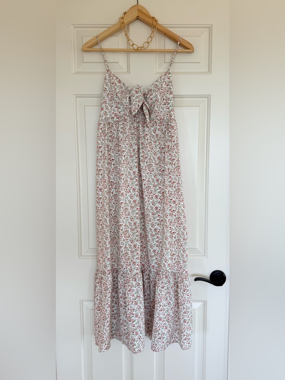 Lulu's White Floral Tie-Front Midi Dress M